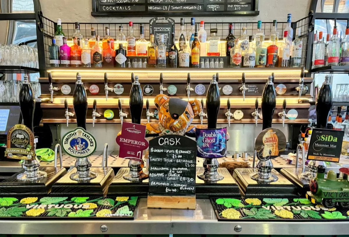 Victoria Tap (@tapvicmcr) on Twitter photo Derby day line up... π» <a href="/BankTopBrewery/">Bank Top Brewery</a> <a href="/TimothyTaylors/">Timothy Taylor's Brewery</a> <a href="/Mallinsons/">Mallinsons</a> <a href="/Adnams/">Adnams Southwold</a> <a href="/BuxtonBrewery/">BuxtonBrewery</a> Derby day line up... π» <a href="/BankTopBrewery/">Bank Top Brewery</a> <a href="/TimothyTaylors/">Timothy Taylor's Brewery</a> <a href="/Mallinsons/">Mallinsons</a> <a href="/Adnams/">Adnams Southwold</a> <a href="/BuxtonBrewery/">BuxtonBrewery</a>