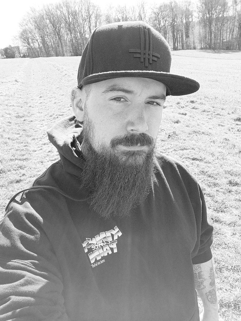 Murderdoll Mampfi McMuffin (@sullythejolly) on Twitter photo lebenszeichen diesdas schniedelwutz lebenszeichen diesdas schniedelwutz