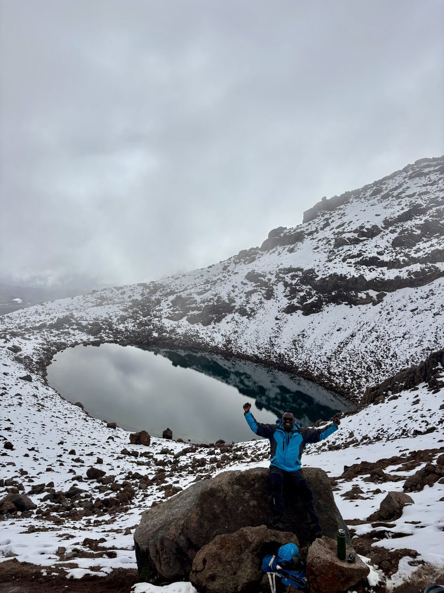 robertontrails's tweet image. Echos from home. 🏠

📍 Lake Ellis
📍 Harris Tarn

Powered by @outdoorerke 
.

#mtkenya #mountkenya #hikinginkenya #unlockyourmountain