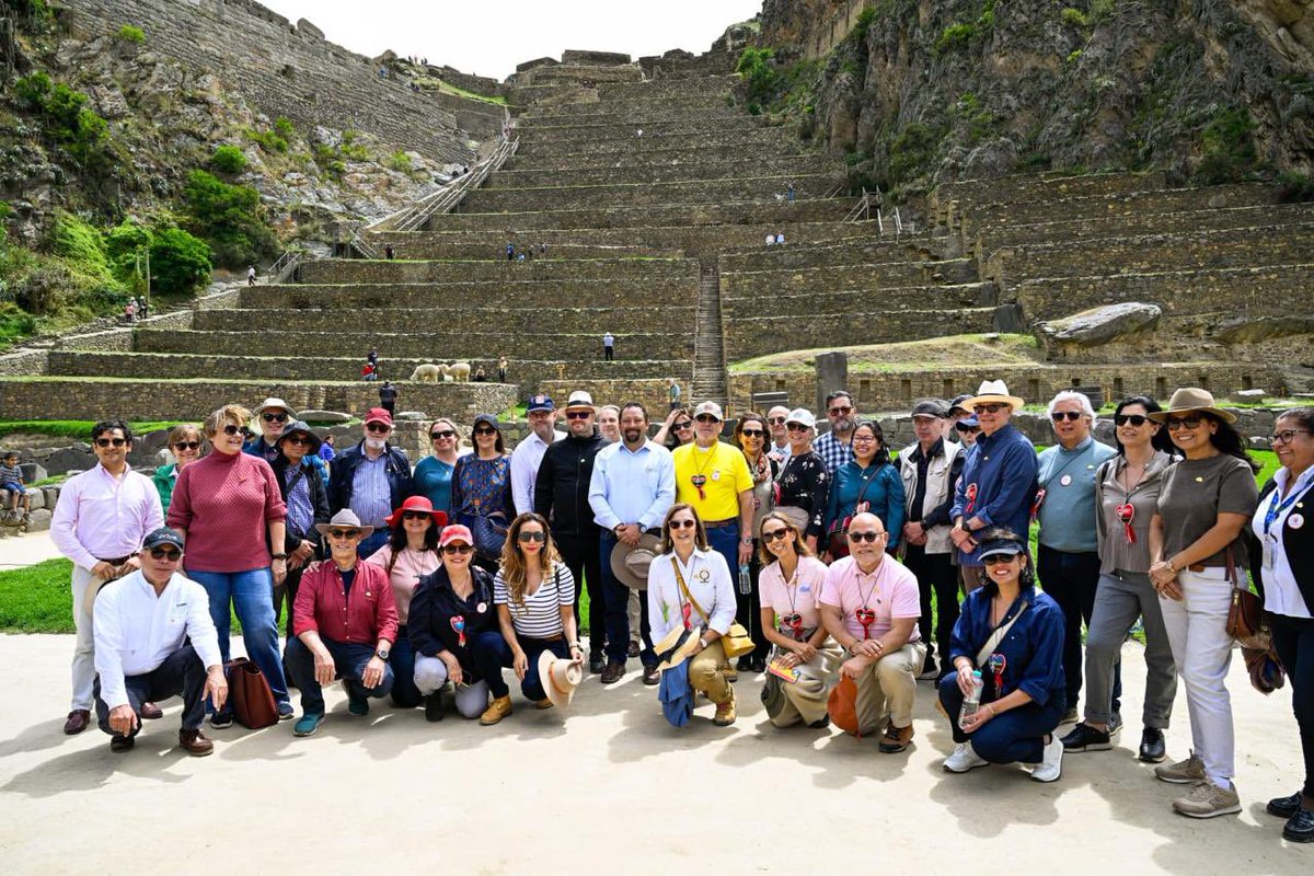 La Cancillería organizó una visita con el Cuerpo Diplomático acreditado en el país, al Valle de Urubamba - Cusco para promover su potencial económico, social, turístico, fortalecer sus vínculos con la comunidad internacional e incentivar el desarrollo descentralizado del país.