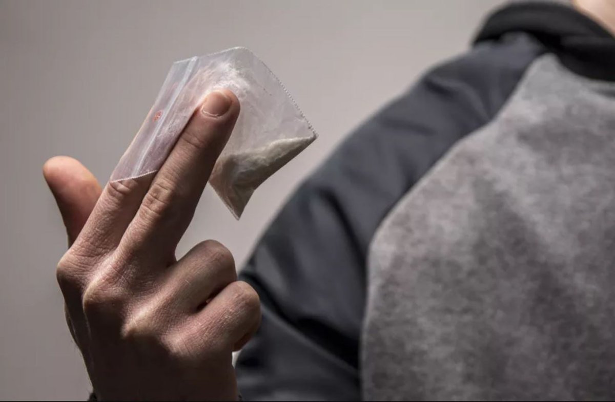 Un enfant décède après avoir pris de la cocaïne, enquête pour homicide involontaire

Le parquet a été informé mercredi du décès de l'enfant. «L'enquête se poursuit désormais des chefs d'homicide involontaire et détention de stupéfiants»