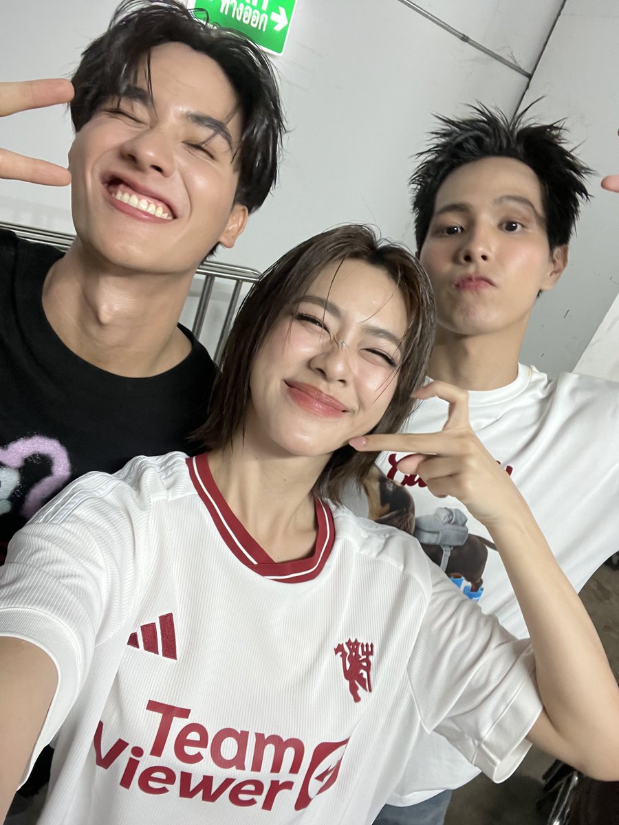 emiamily's tweet image. พี่ตะวัน พี่ญี่ปุ่น พี่เจต มาครับบบบ😎

#Perfect10LinersFinalEP