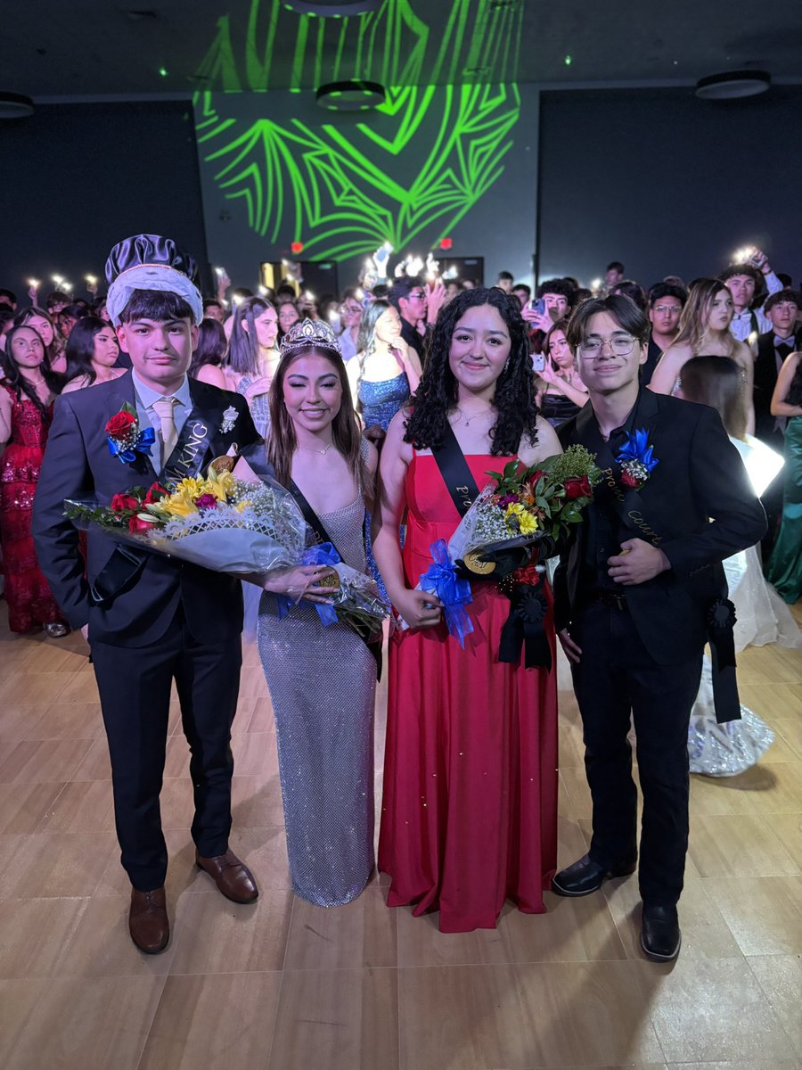 Montwood HS StuCo (@_mhsstuco) on Twitter photo Our RAMS looking sharp for The Voyage to the Emerald City Prom ๐ชธCongratulations Prom Queen Bonnie, King Issac, Princess Victoriah and Prince Arath! โ๏ธ<a href="/MontwoodHS/">David Herrera</a> <a href="/AnaPlayer_MHS/">Ana Player</a> <a href="/mhsco_2025/">Montwood Class of 2025</a> Our RAMS looking sharp for The Voyage to the Emerald City Prom ๐ชธCongratulations Prom Queen Bonnie, King Issac, Princess Victoriah and Prince Arath! โ๏ธ<a href="/MontwoodHS/">David Herrera</a> <a href="/AnaPlayer_MHS/">Ana Player</a> <a href="/mhsco_2025/">Montwood Class of 2025</a>