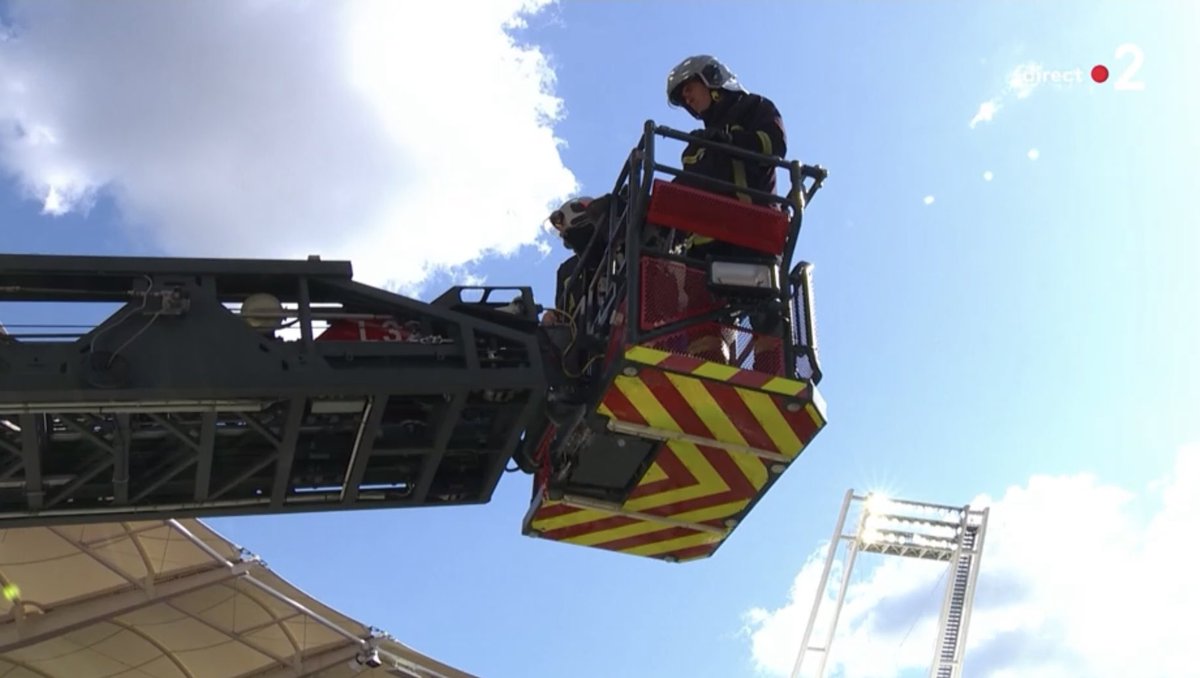 Le palmarès du <a href="/StadeToulousain/">Stade Toulousain</a>:

- 23 titres de champions de France.
- 6 titres de champions d’Europe.
- un parachutiste sur le toit.

🔴⚫️