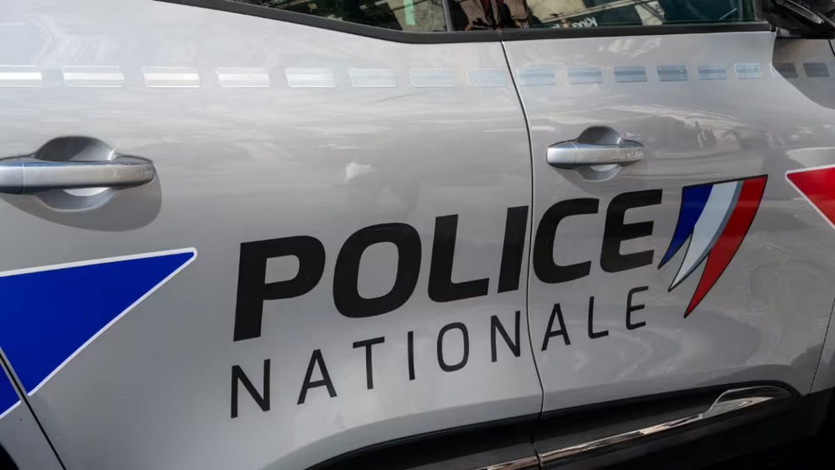 Un homme de 27 ans est mis en examen pour assassinat et placé en détention provisoire après avoir reconnu être l’auteur des 11 coups de couteau ayant entraîné la mort d’un autre homme vendredi 28 mars, place de la Victoire à Bordeaux