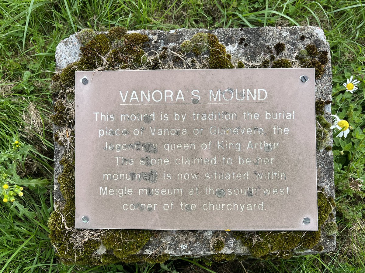 Jed1769712's tweet photo. Could do with return of Vanora and Arthur at the moment if you believe in the myth #StandingStoneSunday https://t.co/PcMnrNvcrE
