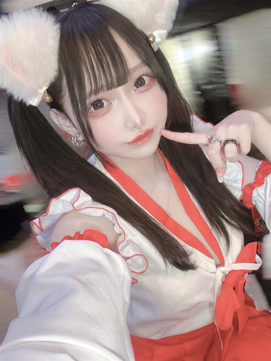 りりあ tweet media