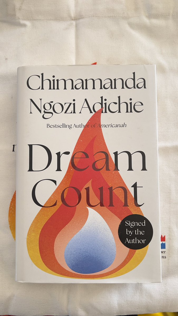 katie_abraham's tweet image. #Happiness 

Signed, sealed and delivered!

Beyond thrilled to be one of 3 people in Pune to get a first edition signed copy (not a digital one btw!) of Chimamanda Ngozi Adichie’s Dream Count! 

Received a complimentary bag too! Yay! 🥳 

#firstedition #books