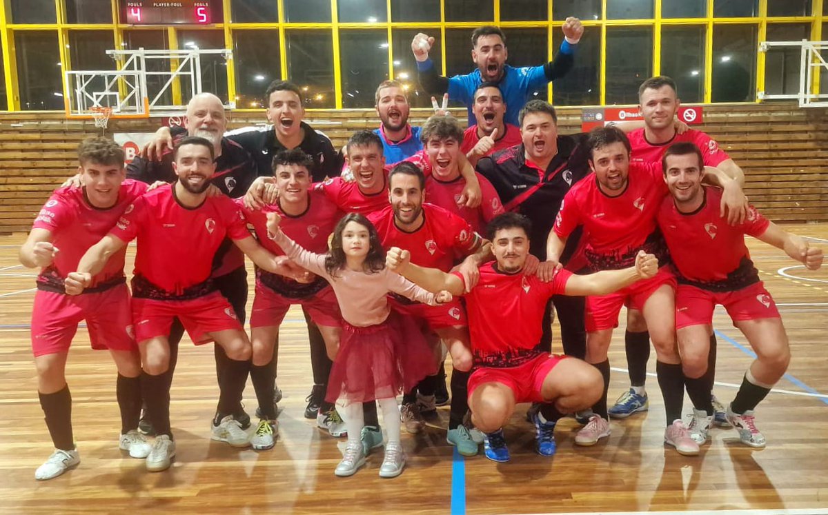 El <a href="/Otxartabe/">Otxartabe</a> se ha clasificado para jugar el playoff de ascenso a Segunda División de fútbol sala a falta de 3 jornadas para acabar la Liga.
👏 ZORIONAK✌️ 
Otxartabe areto futboleko Bigarren Mailara igotzeko playoffa jokatzeko sailkatu da, Liga amaitzeko 3 jardunaldiren faltan.