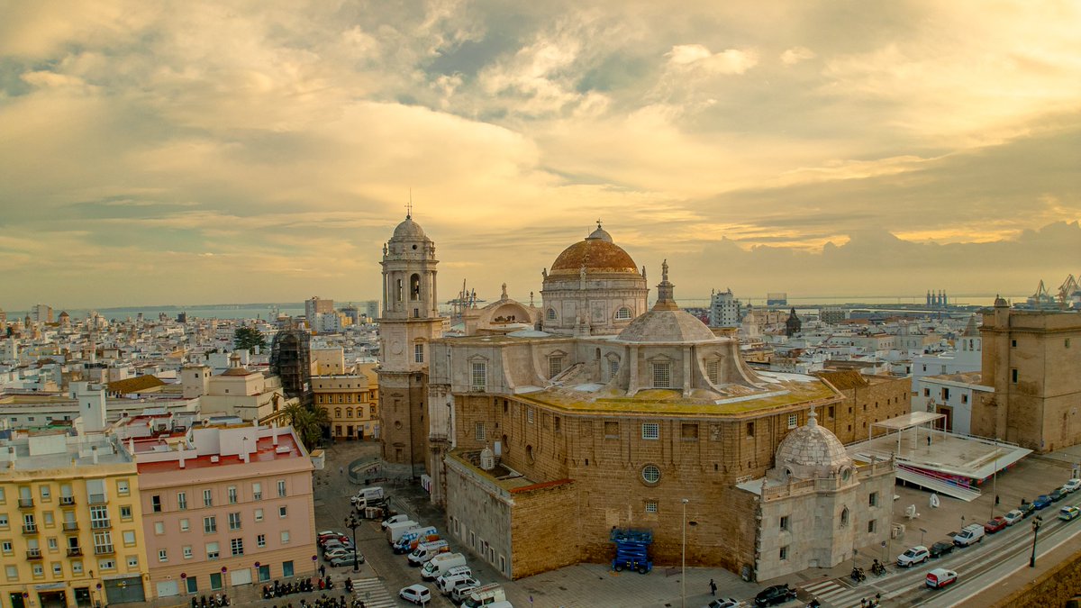 mediacitymod's tweet image. Exploring Andalusia from Seville. The Cathedral of Cadiz.

postcardsfromamancunian.blogspot.com/2025/04/here-c…

#Seville #Spain #Andalucía #Travel #blog #photography #travelblogger #Cadiz #Cordoba