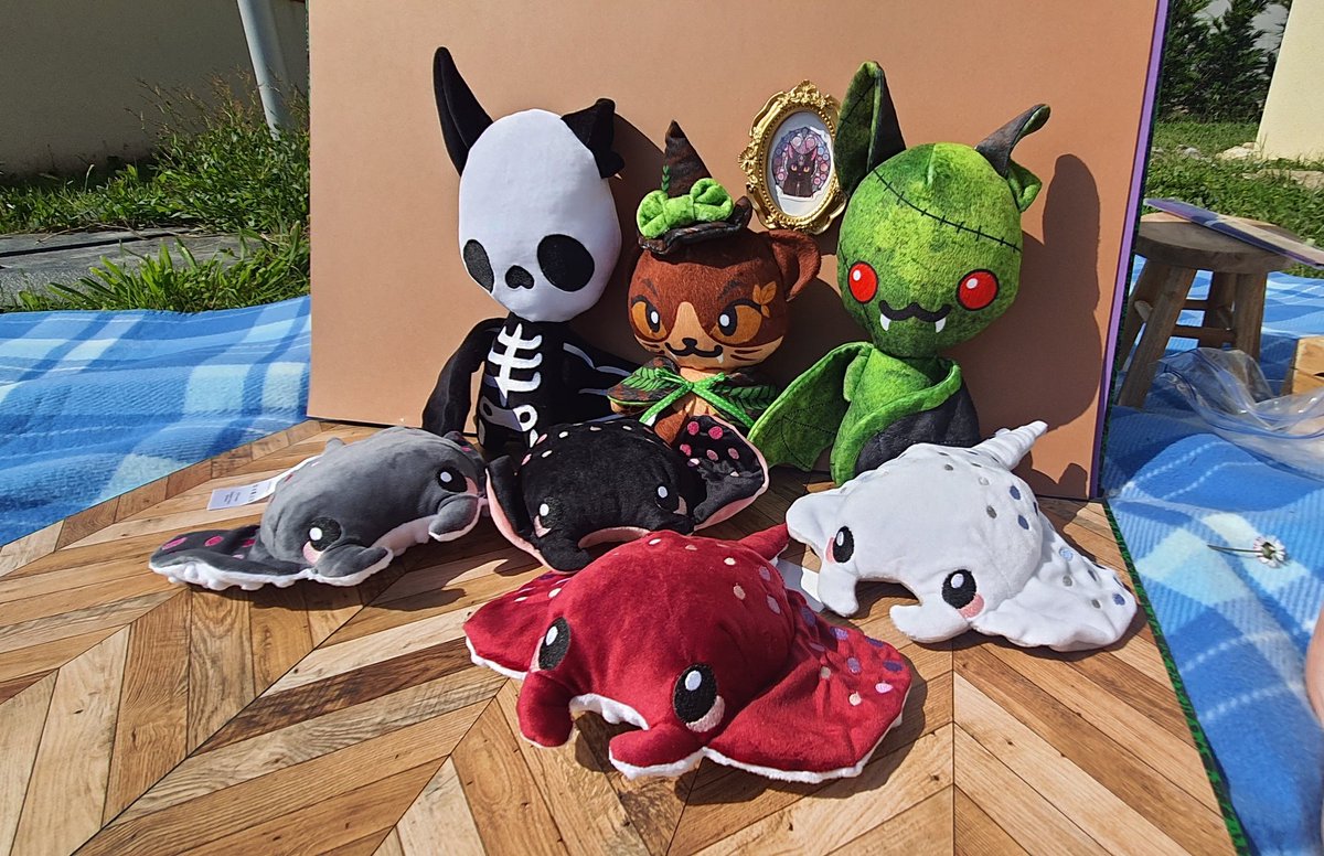 Papuche_Factory's tweet photo. Je profite du beau temps pour faire les photos, hate de mettre en ligne ma boutique ! https://t.co/aBVsz7K2ao