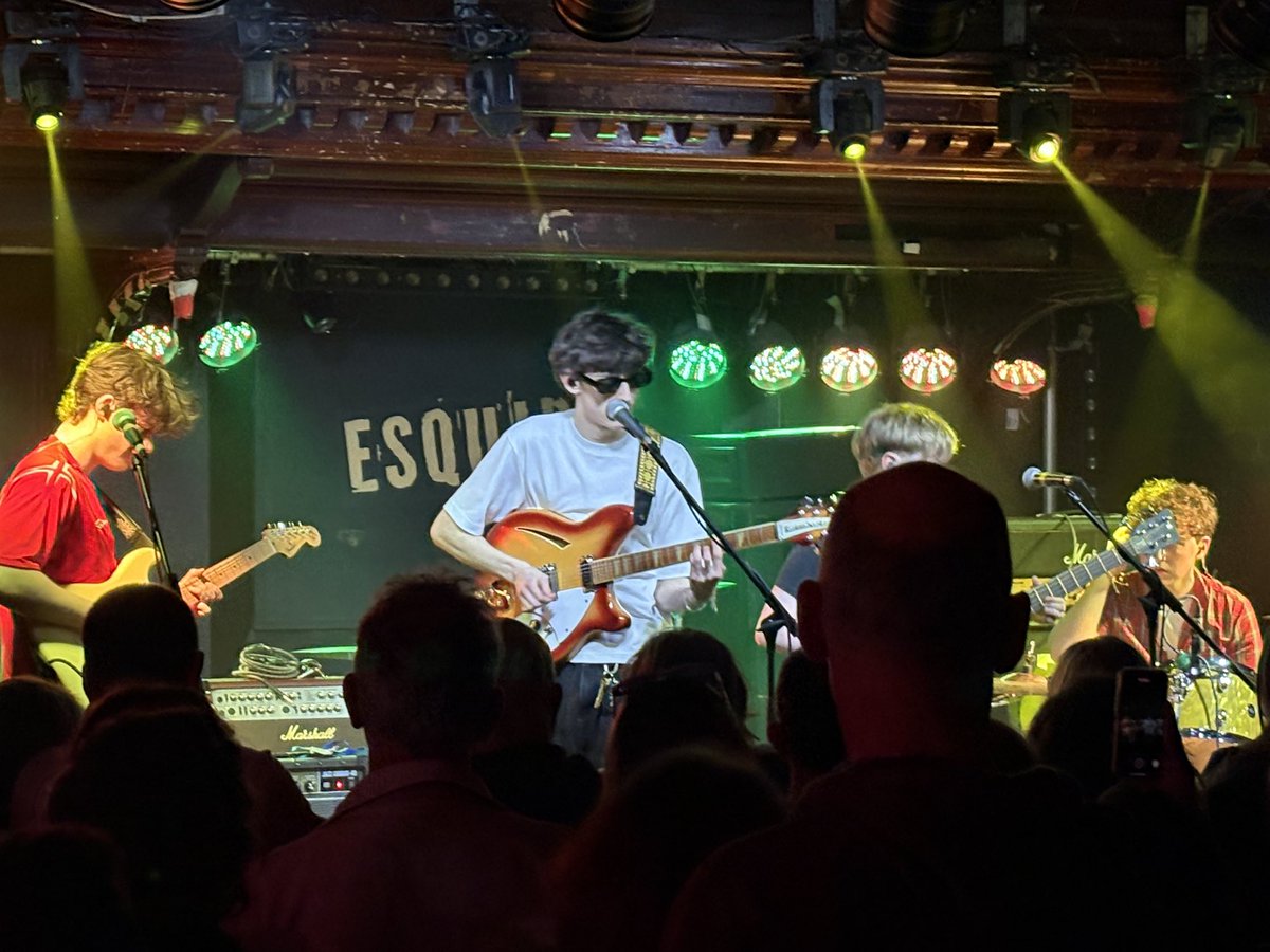 Geoffers70's tweet photo. Enjoyed the entertaining performance last night from the @TheBluetones at @BedfordEsquires. Great support acts too especially from the youthful #Balter https://t.co/Q2ZgpzVeWv