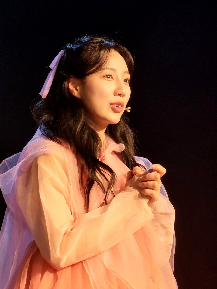 아리 tweet media