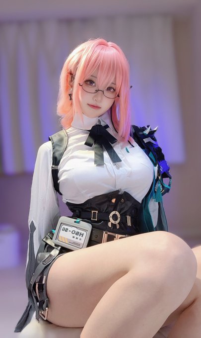 Twitterのコスプレ画像2
