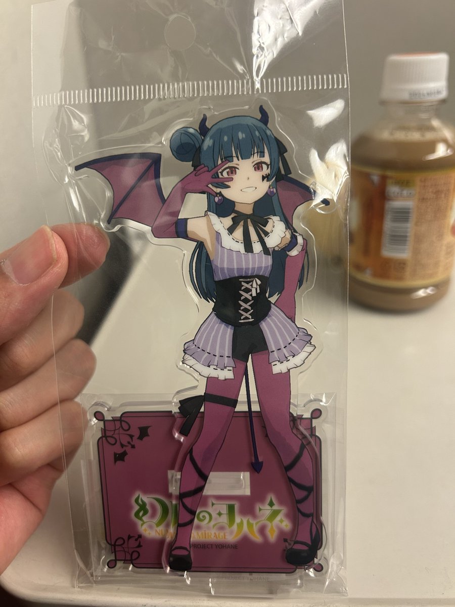 めっちゃエロいアクスタ買った