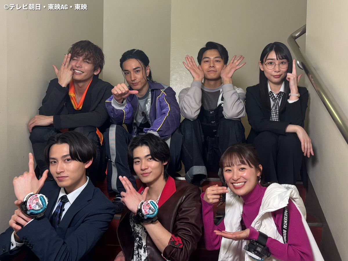 #爆上戦隊ブンブンジャー FLT 福岡公演
ありがとうございました‼︎

みなさんからの声援が本当に凄くて、感動しました‥
福岡の応援屋に会えて嬉しかったです☺️

来週は仙台‼︎

会場でお待ちしております‼︎