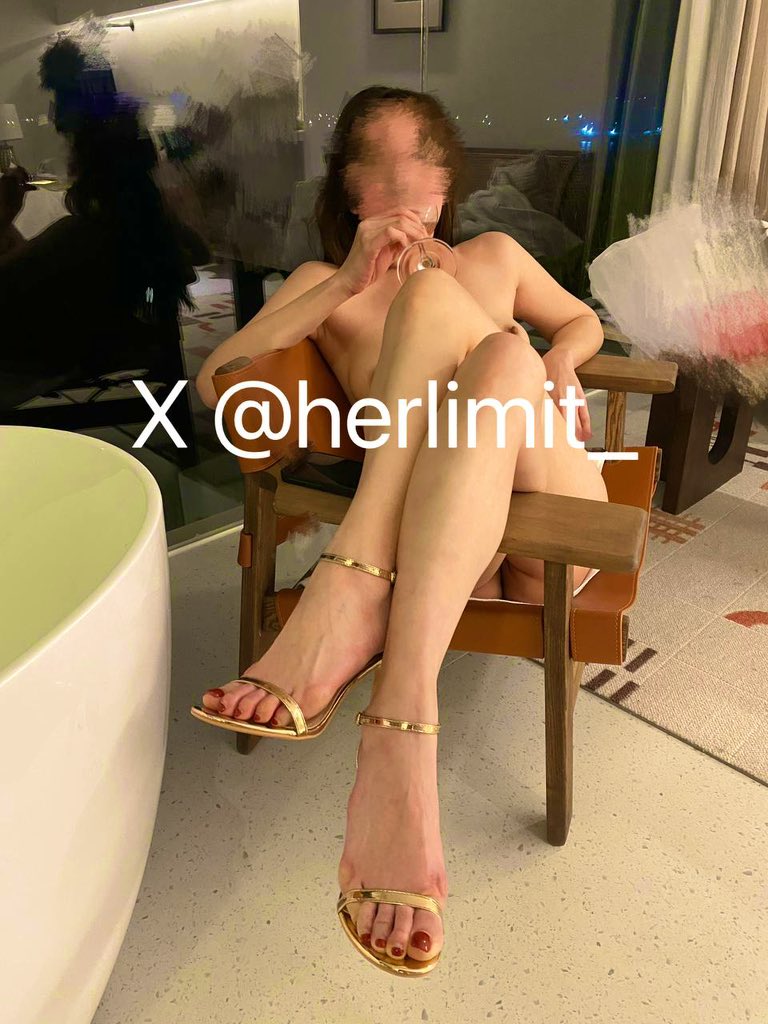 Her Limit tweet media