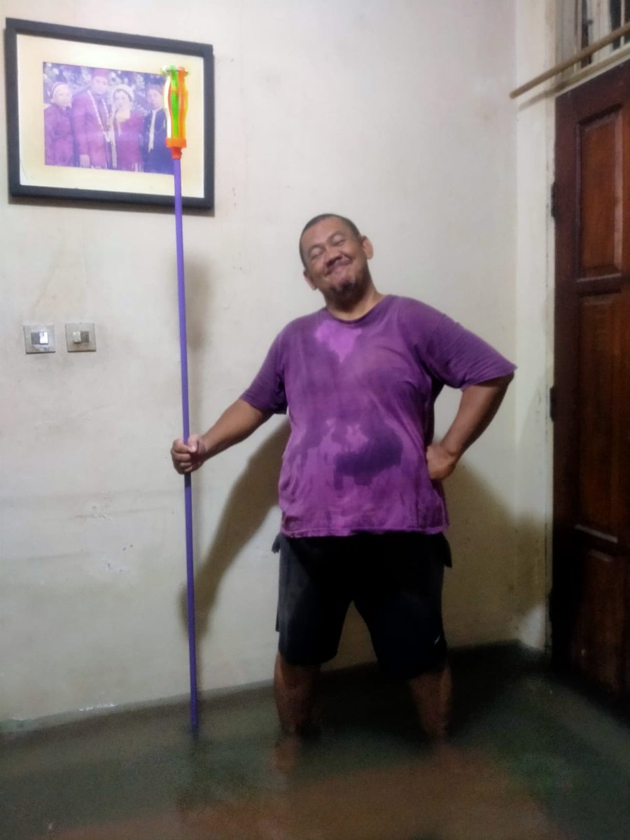 Adrian Effendi tweet media