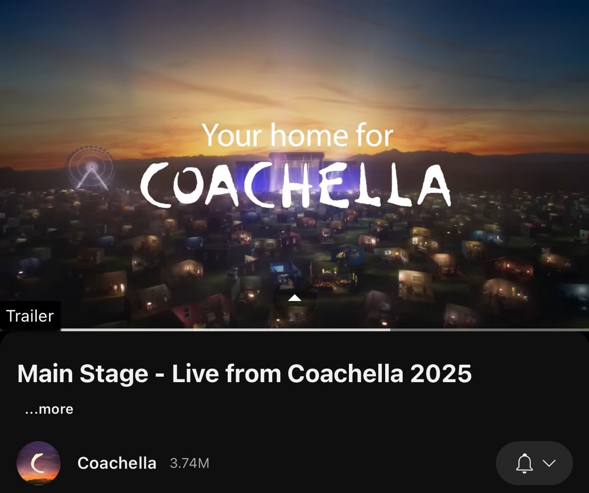 xoxoantonique's tweet image. omg I’m the first in line for coachella!