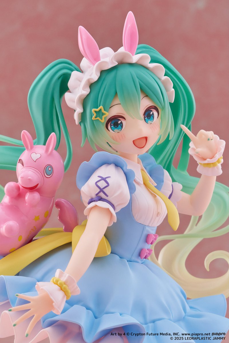 TAITO reveals a new prize figure of Hatsune Miku x Rody designed