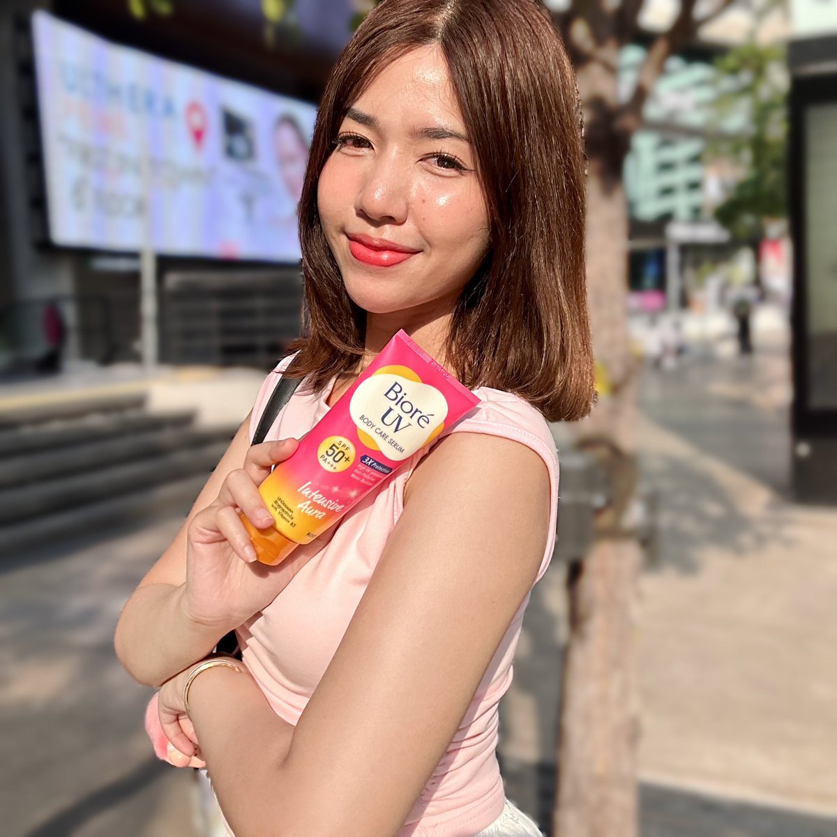 ถ้าให้พูดถึงกันแดดตัวที่ชอบ มอบมงให้เซรั่มกันแดด Biore สูตร Intensive Aura☀️✨
ยิ่งช่วงนี่ฝุ่นเยอะ ป้องกันทั้งมลภาวะ+แดดเลย อีกอย่างปรับผิวกระจ่างใส ดูมีออร่ามา
กก แถมเกลี่ยง่ายสบาย

#Biore #BioreUVBodySerum #กันแดดตัวจริง #เบาสบายไม่ทิ้งคราบเหลือง https://t.co/hkdBjc2j6n