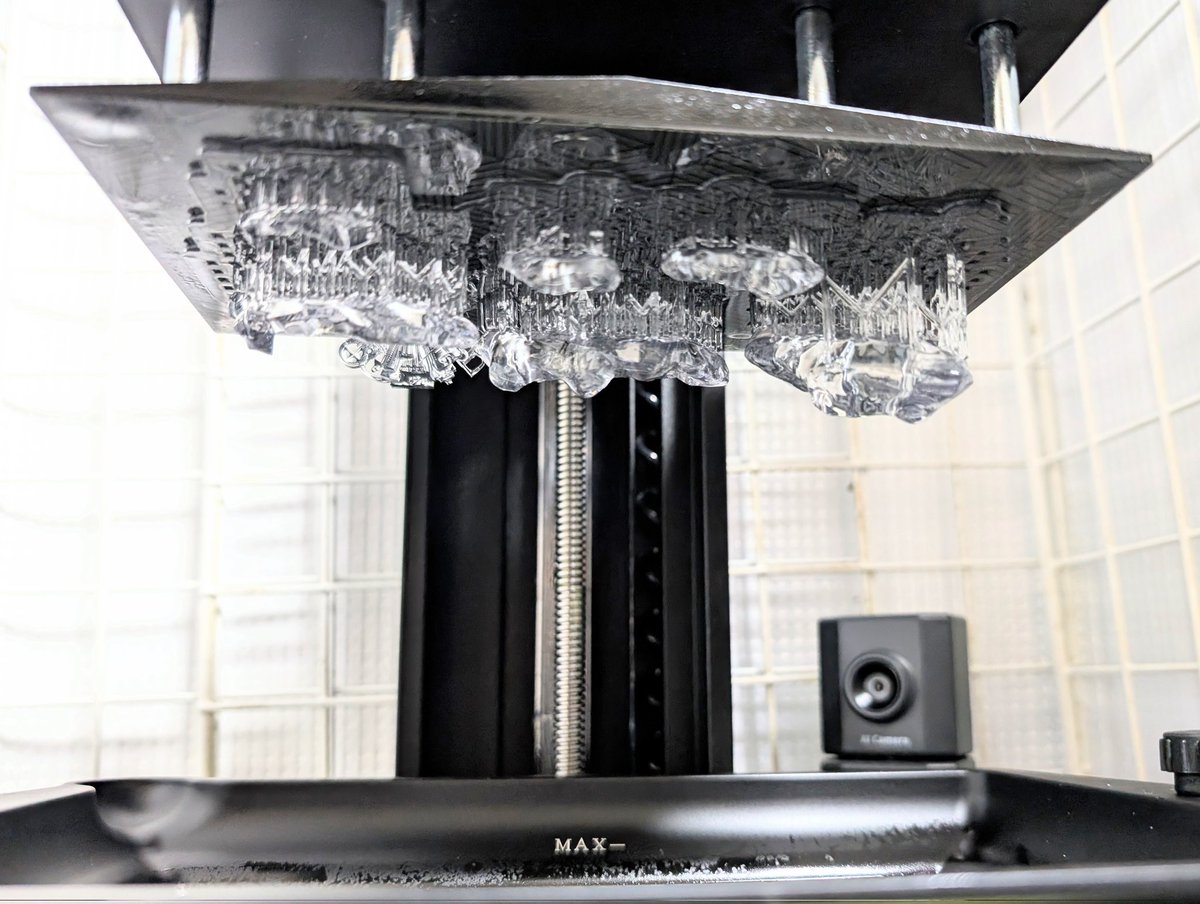 光造形のおかげで透明の物も自由に作れるようになった

後処理が面倒だけどできることが広がりそう！