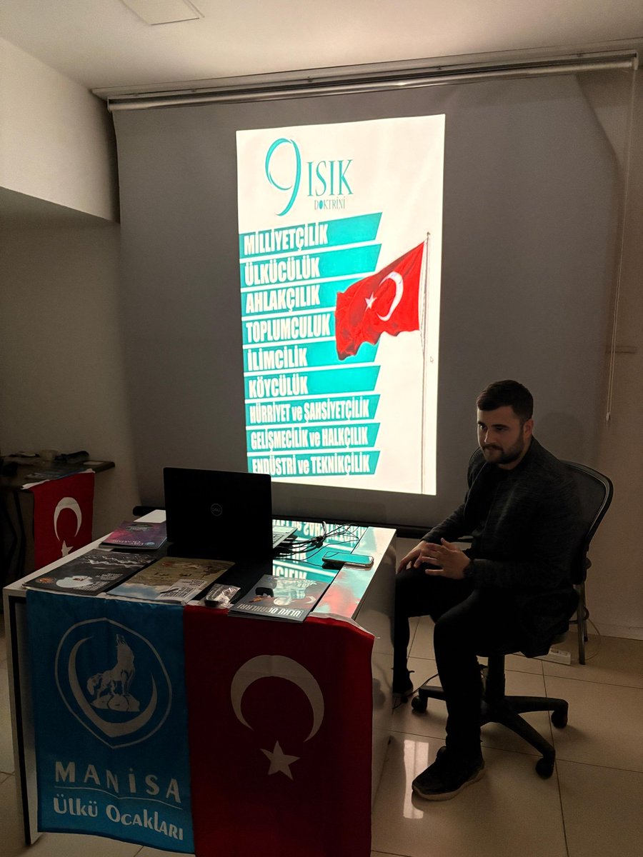 manisauoab's tweet photo. Ülkü Ocakları Manisa İl Başkanlığı Asena Birimi ve Ortaöğretim birimi Olarak "9 ışık" konulu seminerimizi gerçekleştirdik 🇹🇷
@ayyildirim1 https://t.co/ZmTBhDrZPP