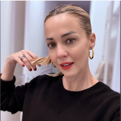 geoluzipage's tweet photo. #NuovaFotoProfilo https://t.co/bgab0I2eQW