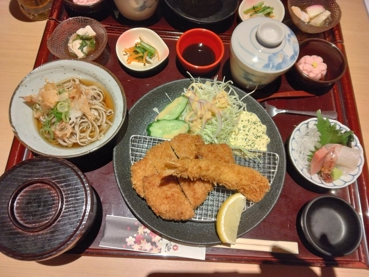 franranddon's tweet photo. 今月16日が結婚記念日なので少し贅沢ランチ行ってきました～
旨かった(*´ω`*) https://t.co/nmSGyEBj5g