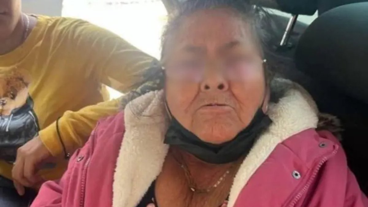 En México ya no es raro que una abuela dispare. Lo raro es que nadie dispare alarmas. Nos hemos acostumbrado a que la justicia no llegue por las vías legales, a que las casas se roben como si fueran nubes, y a que la muerte se vuelva argumento cuando el Estado calla. Carlota no