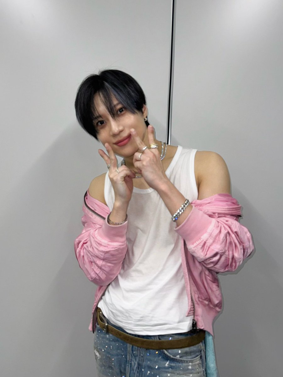 taem_pi_'s tweet photo. これからもずっとずっとついていく😖💞 https://t.co/ZhM3PJqrMy