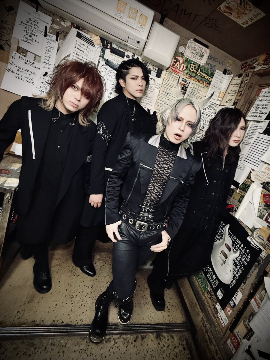 ΛrlequiΩ（アルルカン）初期CD17枚セット ΛrlequiΩ（アルルカン）初期CD17枚セット ΛrlequiΩ » DISCOGRAPHY