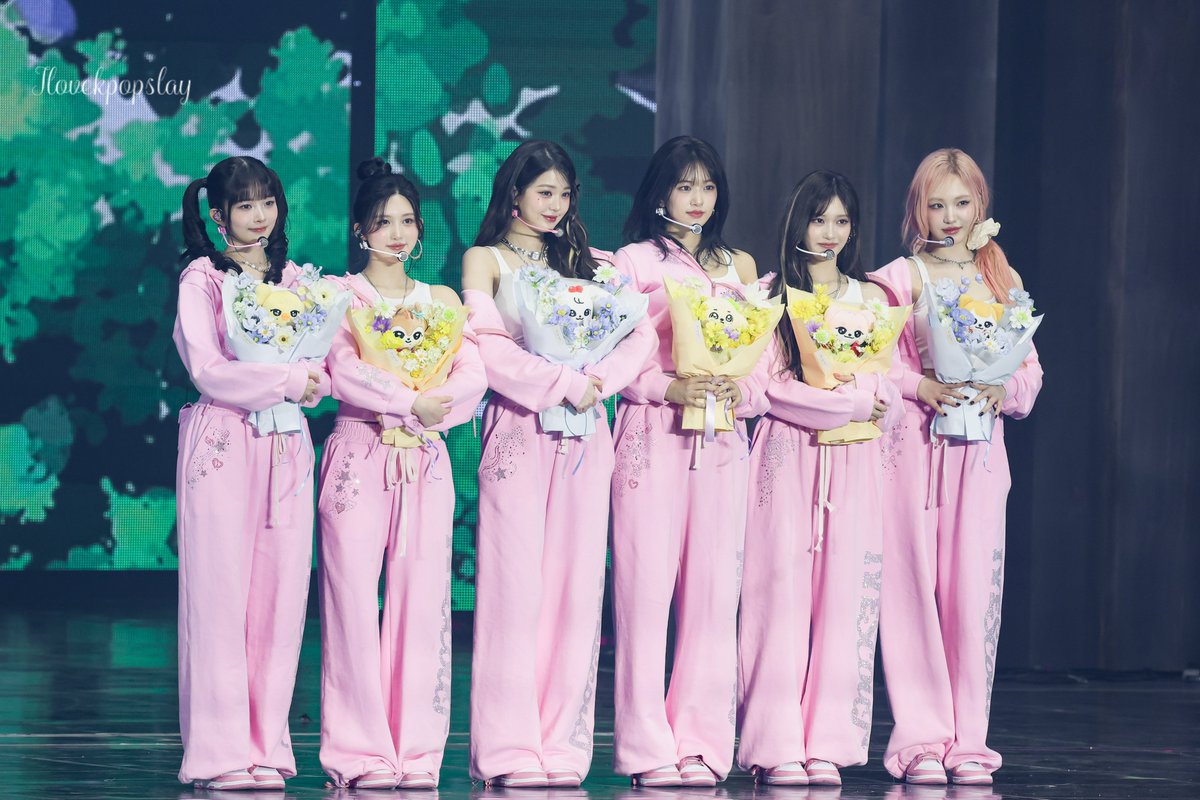 250406 IVE scout 수상한 아이브 HQ
#yujin #안유진 #wonyoung #장원영
#리즈 #liz #레이 #rei #leeseo #이서 #가을 #gaeul #아이브 #IVE #fan #concert