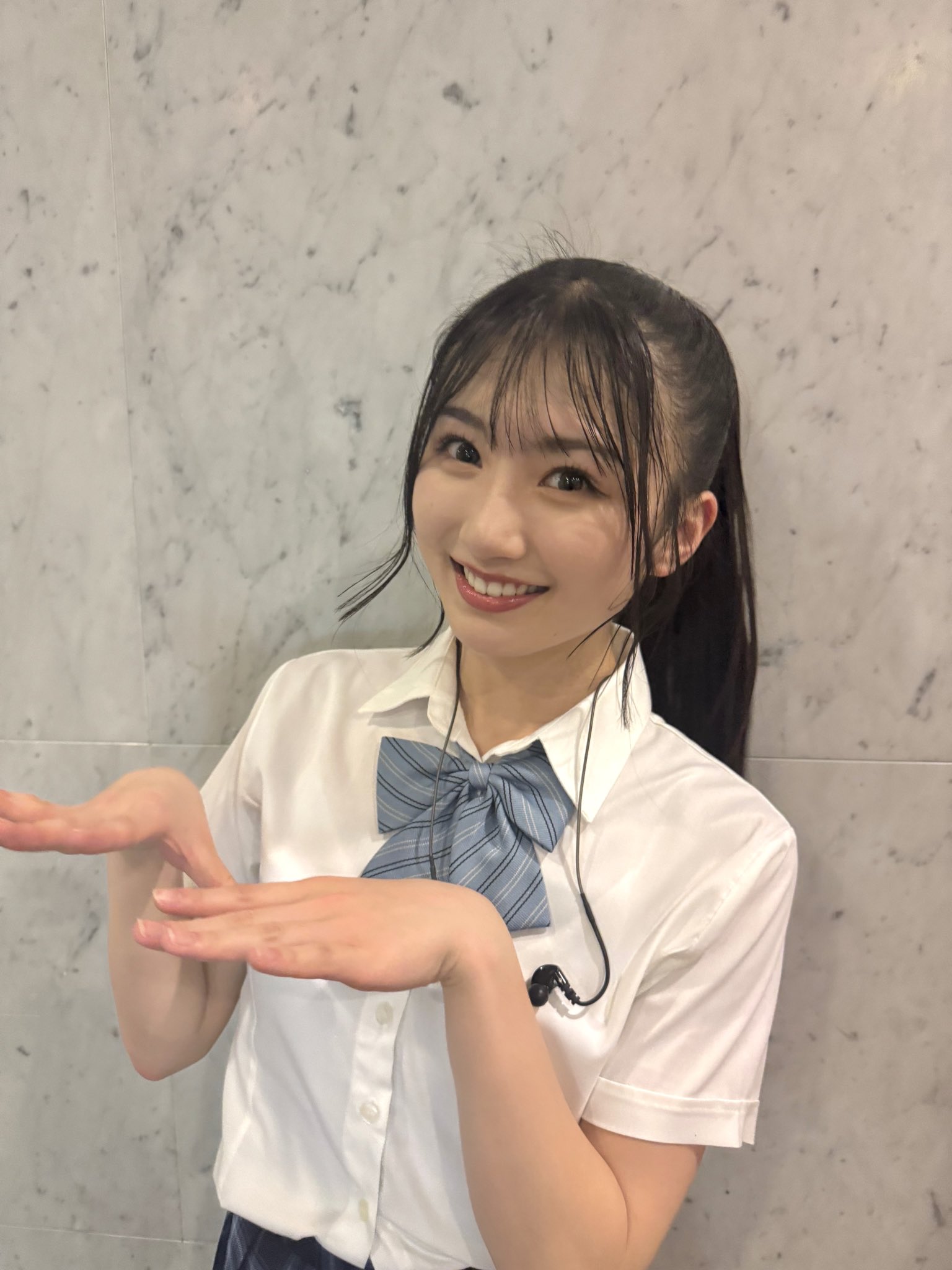 NMB48 塩月希依音 サイン入りチェキ NMB48、塩月希依音＆坂田心咲18歳コンビがWセンター 渋谷凪咲
