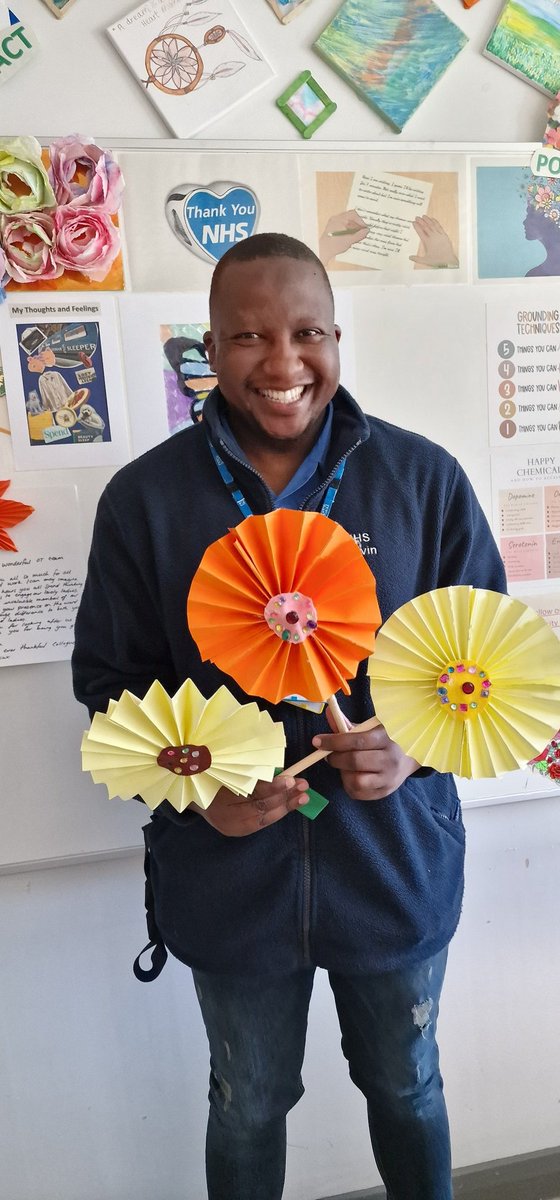 lisa (@lisacousinsnhs) on Twitter photo Lovely time in the art room, doing what I love most. Some beautiful flowers made our ladies modeled by lovely Melvin <a href="/PennineCareNHS/">Pennine Care NHS FT</a> <a href="/annHallamNhs/">Ann ๐</a> @ArcStockport <a href="/DannyTheLove/">Danny Love</a> <a href="/sodelafo/">David Milligan-Croft</a> <a href="/sophiecoxonx/">Sophie Coxon</a> <a href="/AntHassallNHS/">Anthonyhassallnhs</a> Lovely time in the art room, doing what I love most. Some beautiful flowers made our ladies modeled by lovely Melvin <a href="/PennineCareNHS/">Pennine Care NHS FT</a> <a href="/annHallamNhs/">Ann ๐</a> @ArcStockport <a href="/DannyTheLove/">Danny Love</a> <a href="/sodelafo/">David Milligan-Croft</a> <a href="/sophiecoxonx/">Sophie Coxon</a> <a href="/AntHassallNHS/">Anthonyhassallnhs</a>