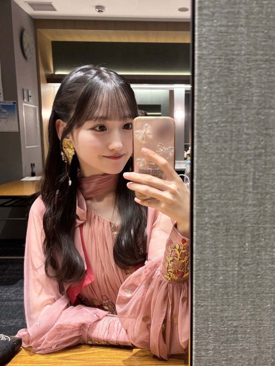 乃木坂46 一ノ瀬美空 乃木フェス 直筆サイン入り スマホケース 乃木坂46 一ノ瀬美空 乃木フェス 直筆サイン入り スマホケース 乃木坂