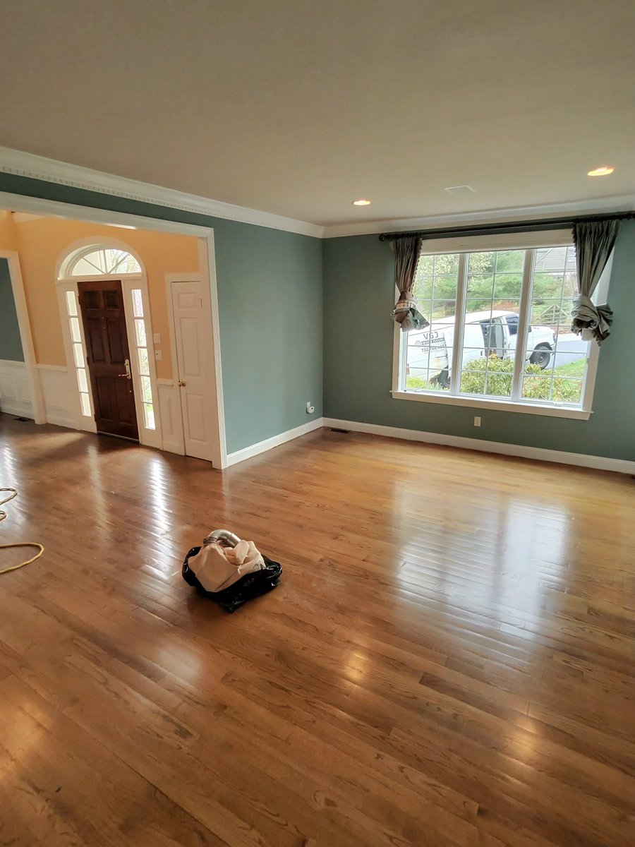 vgjfloors's tweet photo. Before and after https://t.co/HrkzVtdyl5