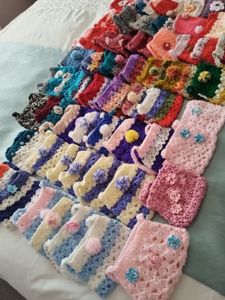 Noreen sent us a picture of the fantastic work she has done ALREADY for Christmas Shoeboxes!!! 🥰🥰🥰🤩🤩🤩