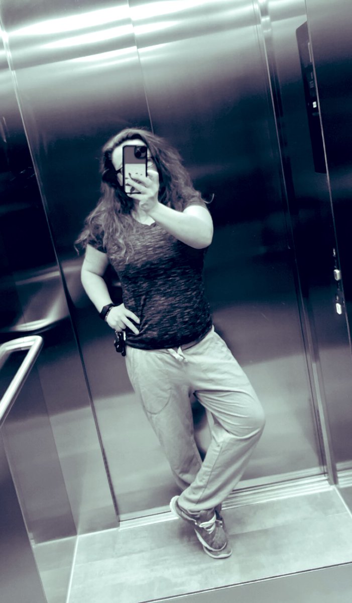 I‘m back..
Again.. 🤪
85kg leichter. 👻

Wer bringt mich auf Stand?

#johnconstantine80tributefoto
#elevatorphotos
#seethebestinbreakups