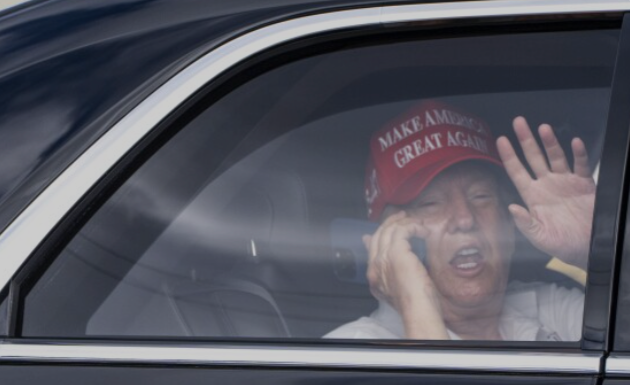 This is the image the #BrokenTimes could have run with its story, if it were not trying to fluff the Führer. It's the picture the AP ran:
apnews.com/article/donald…