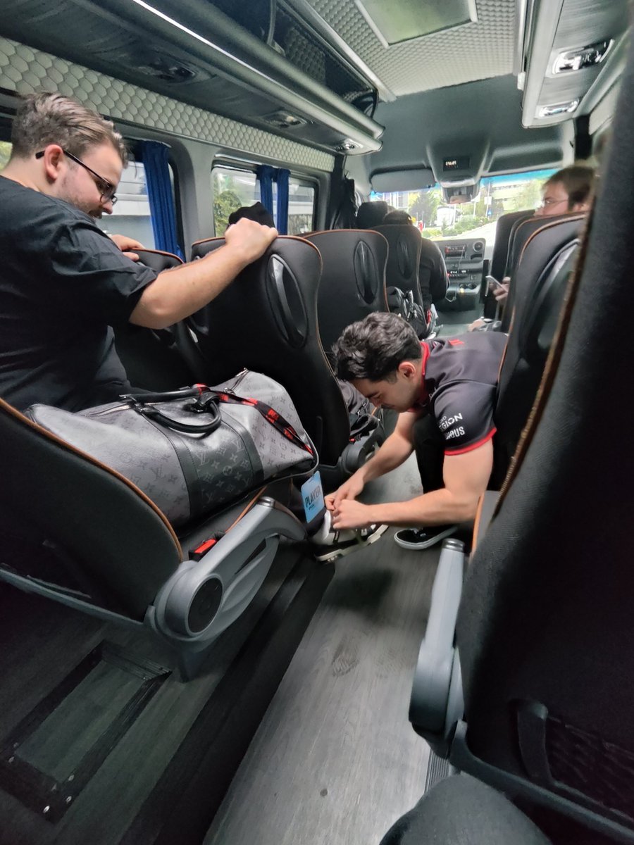 Teamwork makes the dreamwork