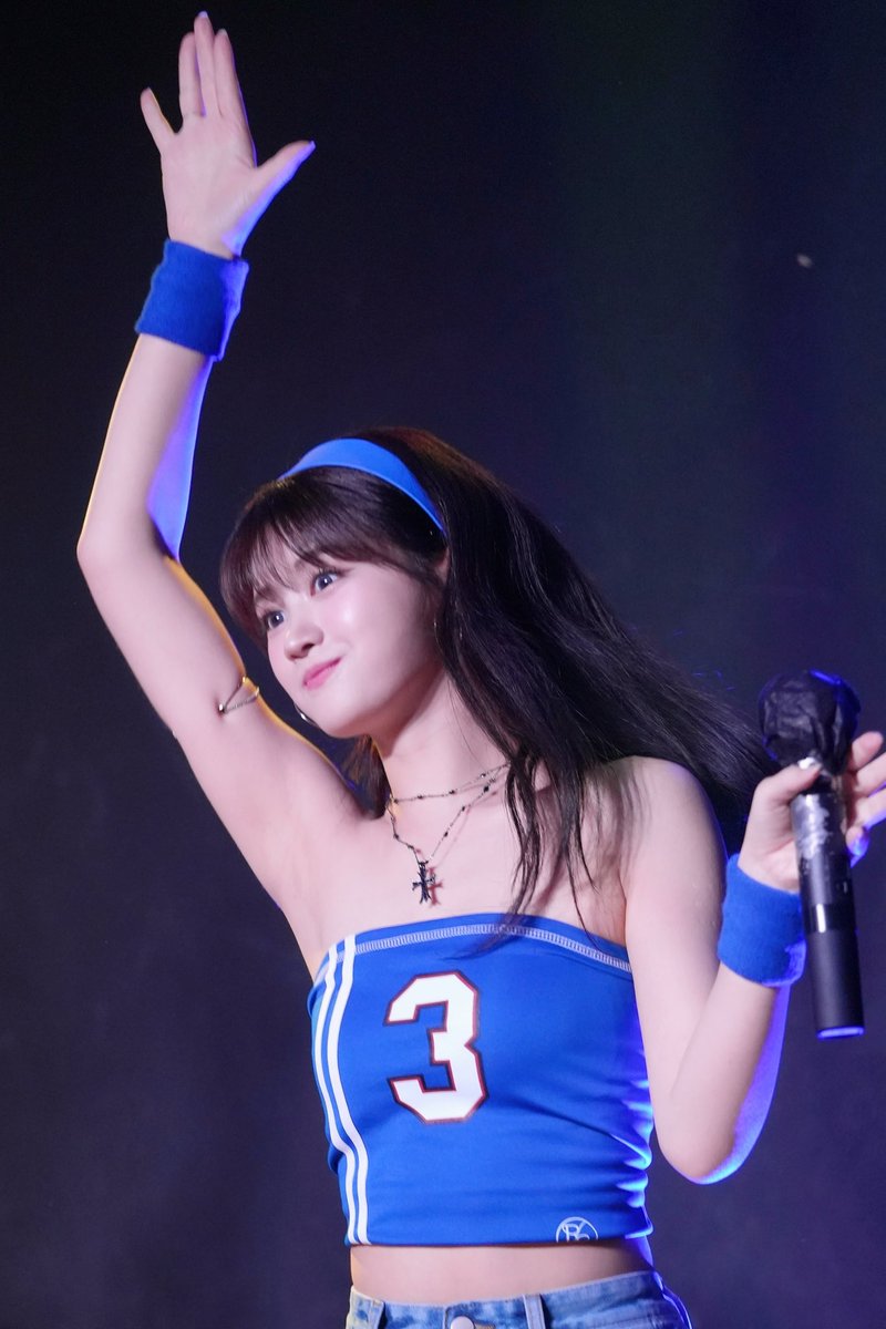 ちょいあざといところが可愛い💙

#saturday #セロデイ #세러데이
#yuki #ユキ #유키 #임지연 
#1日1ユキちゃん