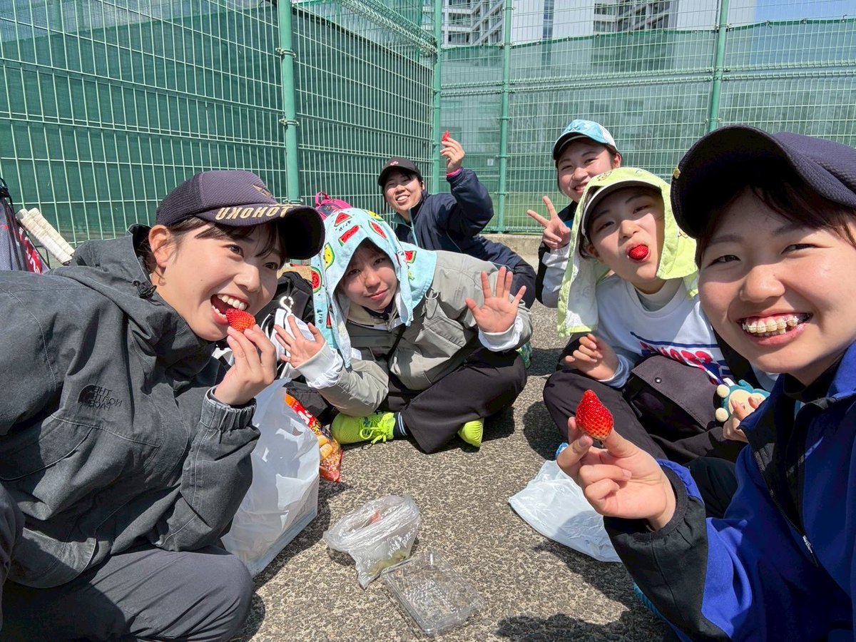 ganteni's tweet photo. 4月5日(土)
宮城学生ソフトテニス春季選手権大会

【結果】

男子
ベスト8  猫塚新大・高橋柊真(新3年・新3年)ペア
ベスト16 橋本裕偉・及川清正(新4年・新2年)ペア
ベスト16 鎌田輝音・澤口來(新3年・新2年)ペア

女子
ベスト8  中野舞・大久保理子(新4年・新4年)ペア https://t.co/B4JZmh89ED