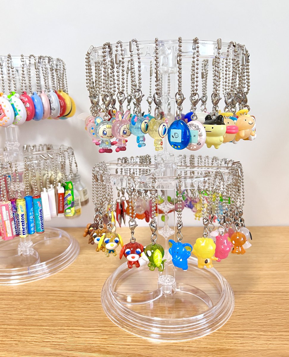 めじるしアクセサリー72個まとめ売り 収納スタンド付き めじるしアクセサリーのディスプレイ収納 ガチャガチャで余ったボール
