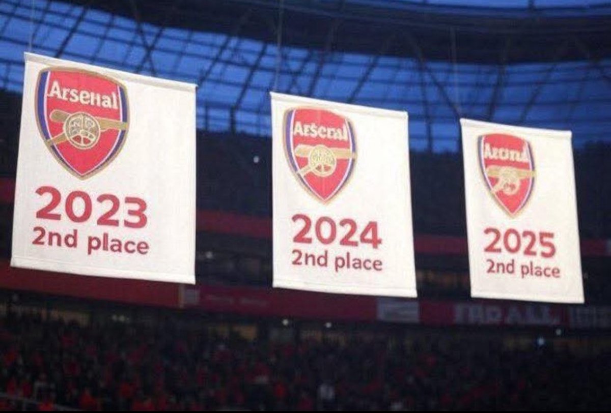 Pratikmufc's tweet image. The treble might actually be complete ✅

🤣🤣

#BRECHE #MUNMCI #arsche #PremierLeague