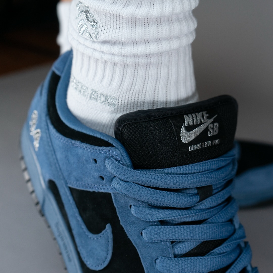 houseofheat's tweet image. On Foot Look // Supreme x Nike SB Dunk Low "Ocean Fog" 🌊