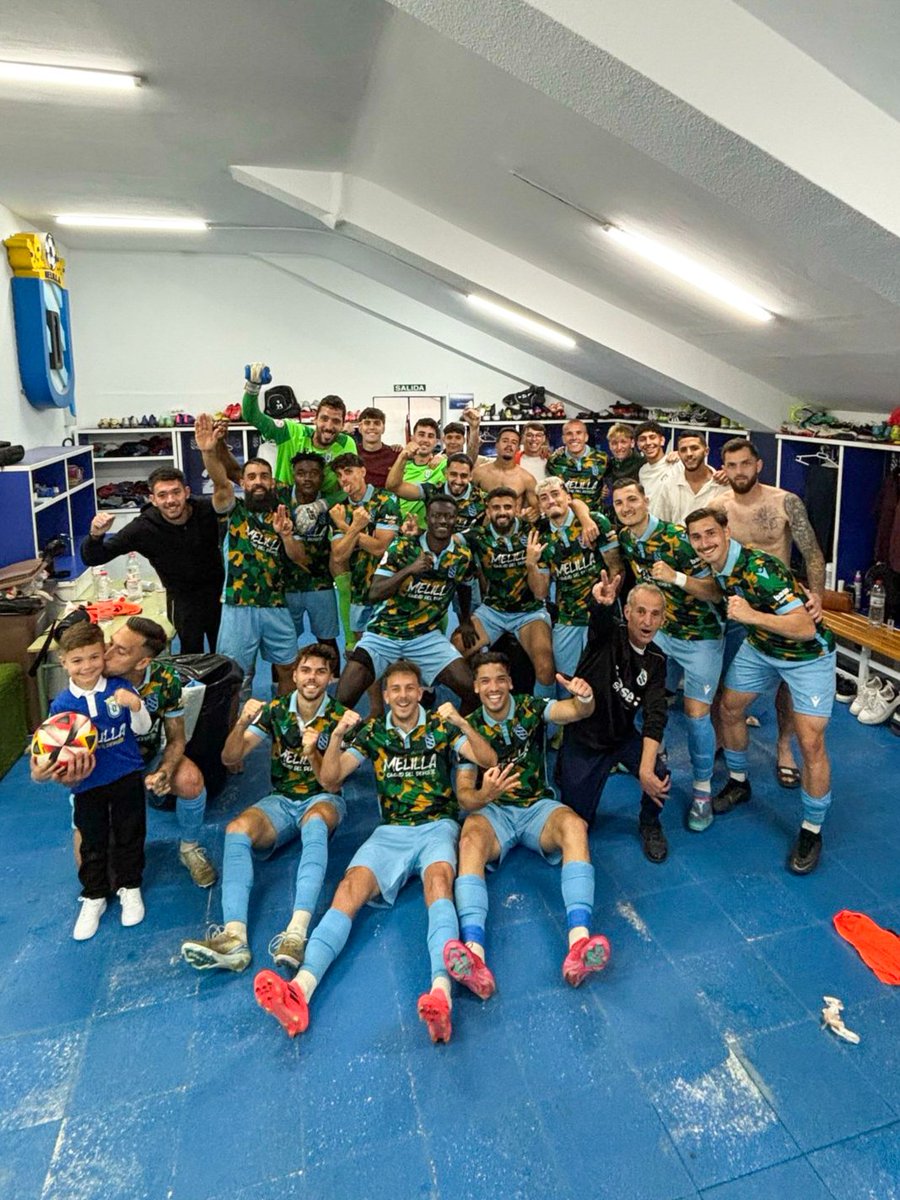 ➕3️⃣🍍

#DeTodaLaVida #MelillaNavalcarnero