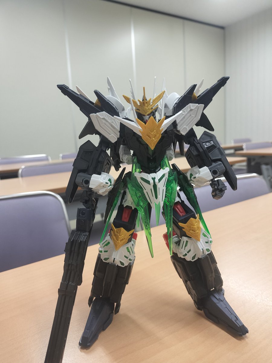 ussi0000's tweet photo. 造為娯楽会に参加していました。
三体合体なSDを組んでました。
#造為娯楽会 https://t.co/Of6WpxD8jR