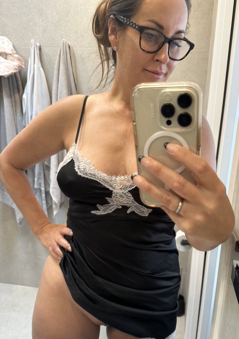 Maria Uma tweet media