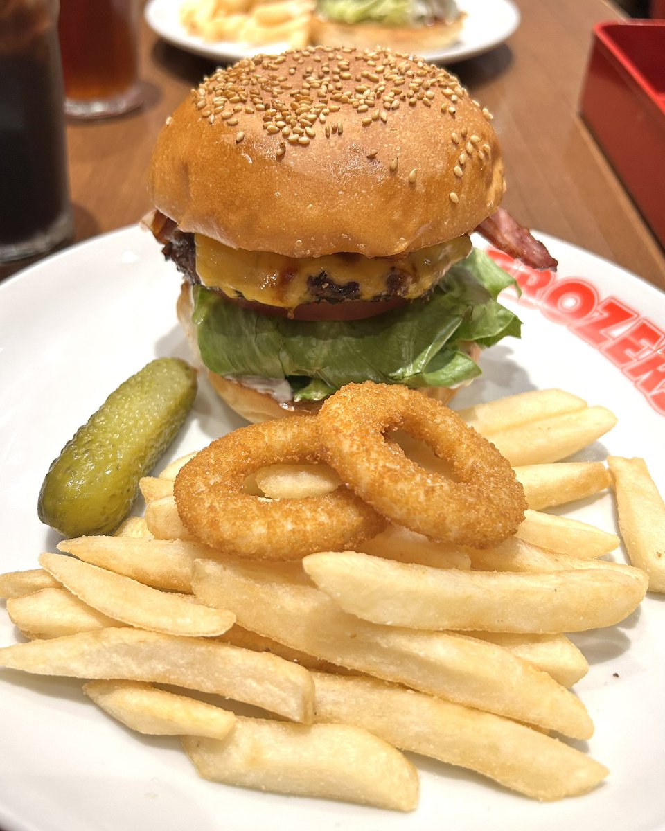 coyoricoyori's tweet photo. #いたジャン で紹介されてたBROZERS‘さん、ボリュームあるけどペロッと食べられる！美味しかったです😊 https://t.co/5e9YalwgOo